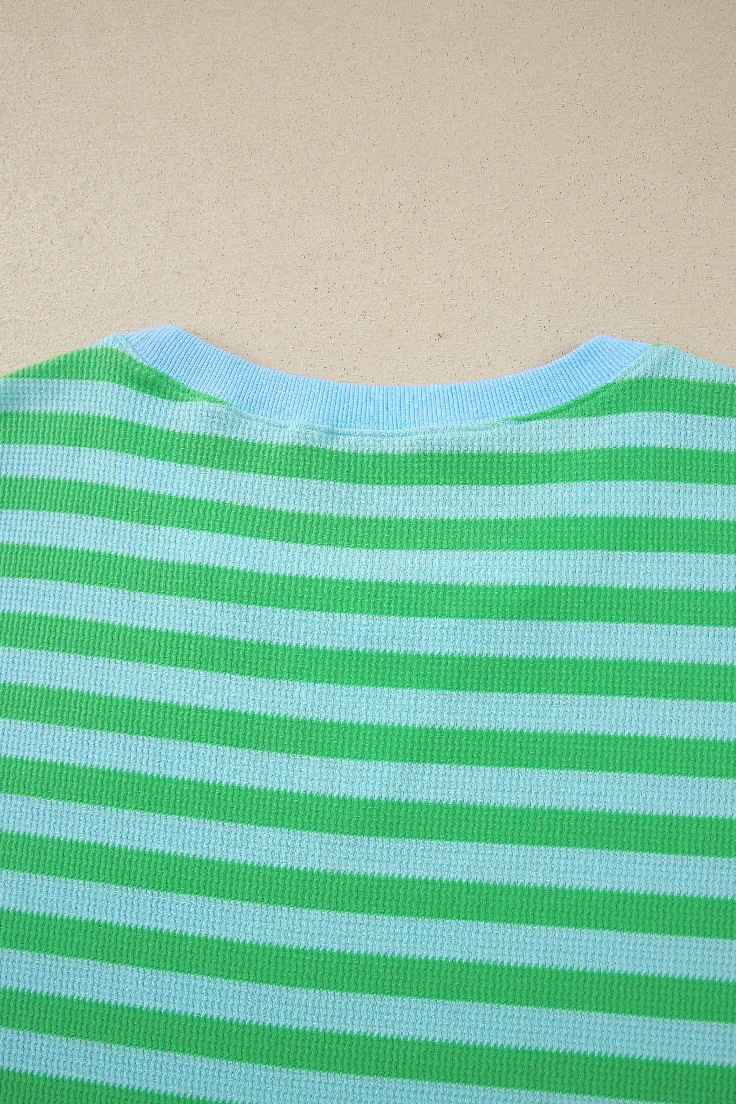 Green Stripe Plus Size Colorblock Detail Puff Sleeve Top Drawstring Shorts 2pcs Outfit