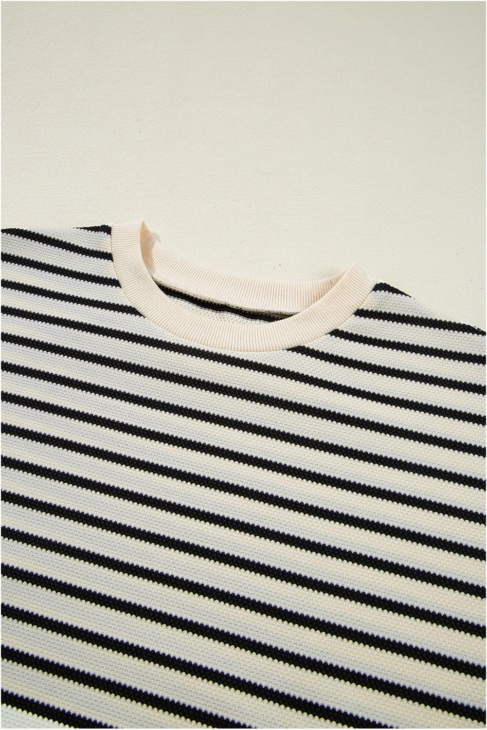Black Stripe Scallop Lace Trim Ruffle Short Sleeves Crewneck Top