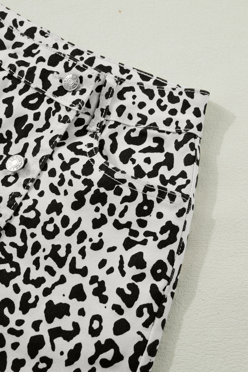 Black Leopard Print Button Overlap Denim Shorts