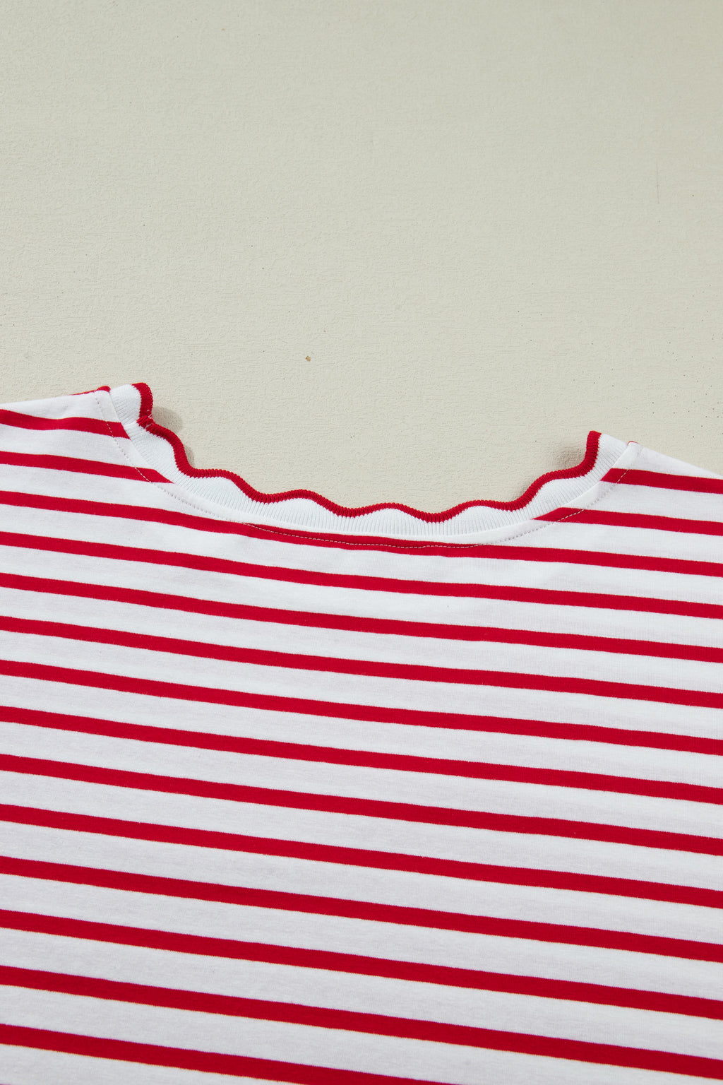 Red Stripe Plus Size Scalloped Trim Round Neck Short Sleeve Top