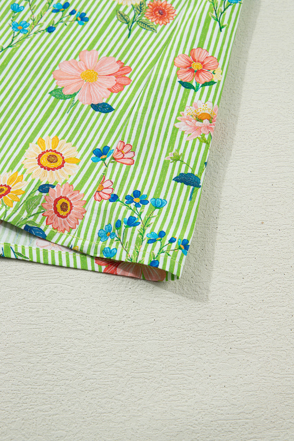 Green Stripe Floral Printed Scalloped Detail Ruffle Short Sleeve Blouse