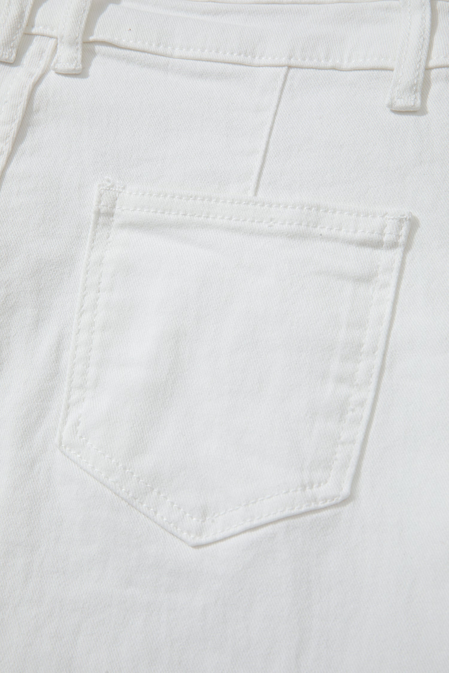White Solid Color Loose Casual Jeans