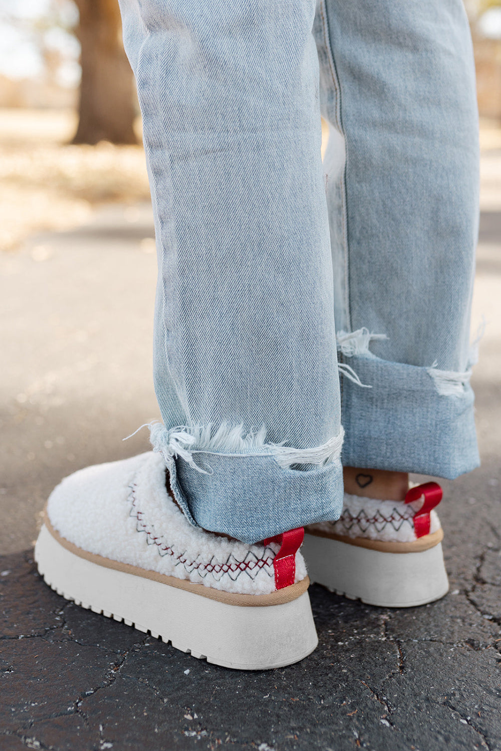 White Soft Plush Embroidered Detail Flat Platform Slippers