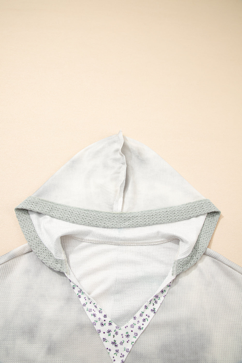 Green Floral Patched Waffle Textured Colorblock V Neck Casual Hooded Top