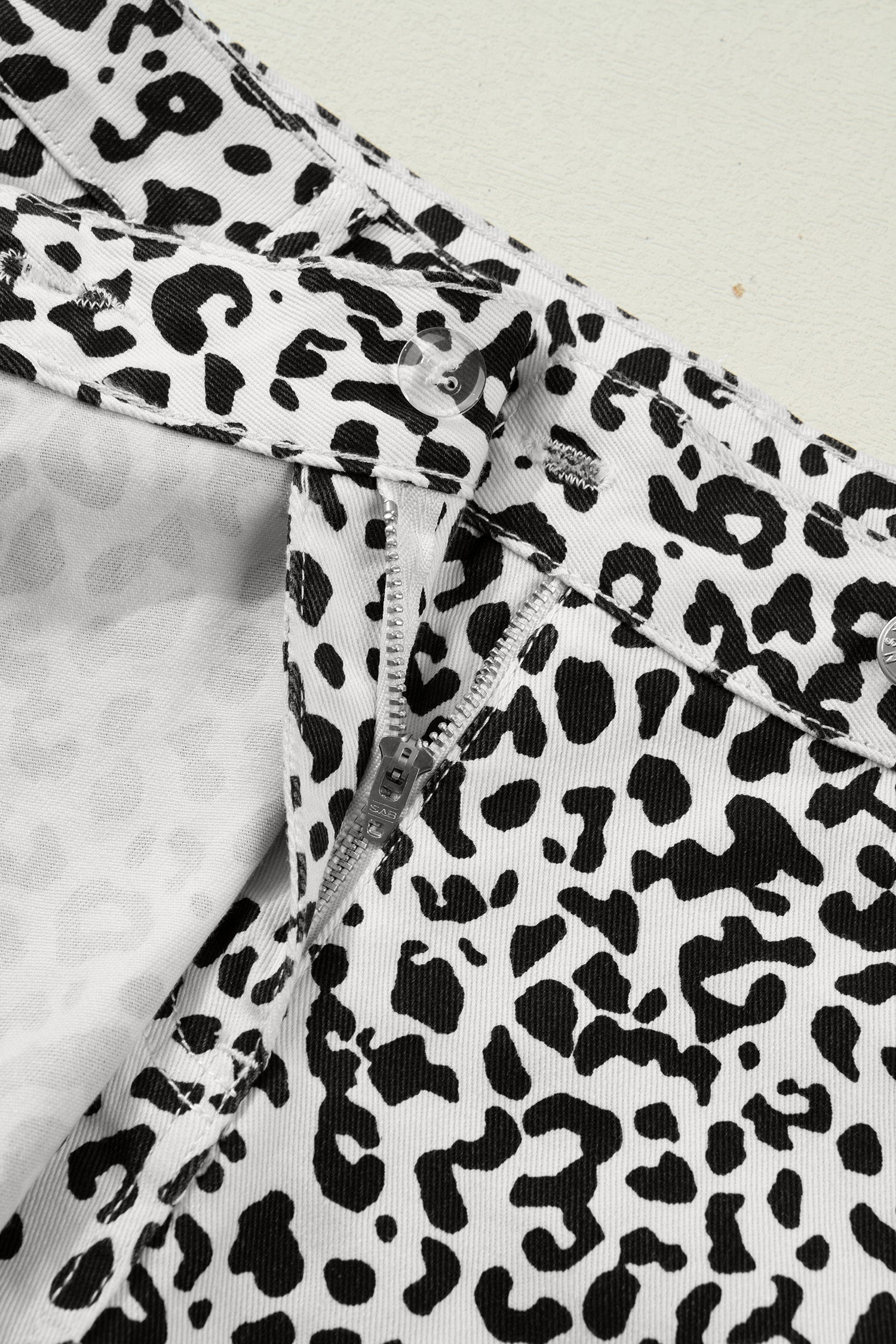 Black Leopard Print Button Overlap Denim Shorts