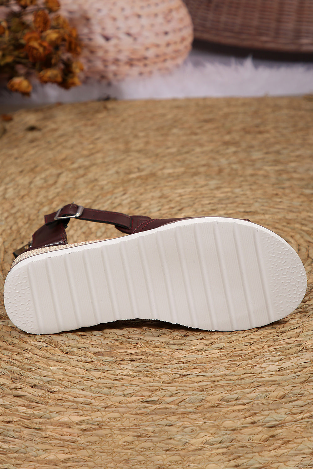 Casual PU Cutout Buckle Strap Platform Sandals